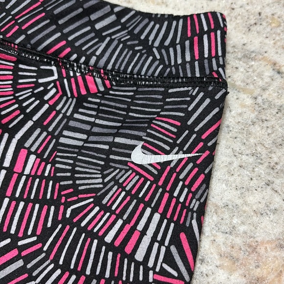 10/$30 Nike Dri-Fit Capris - Picture 2 of 4